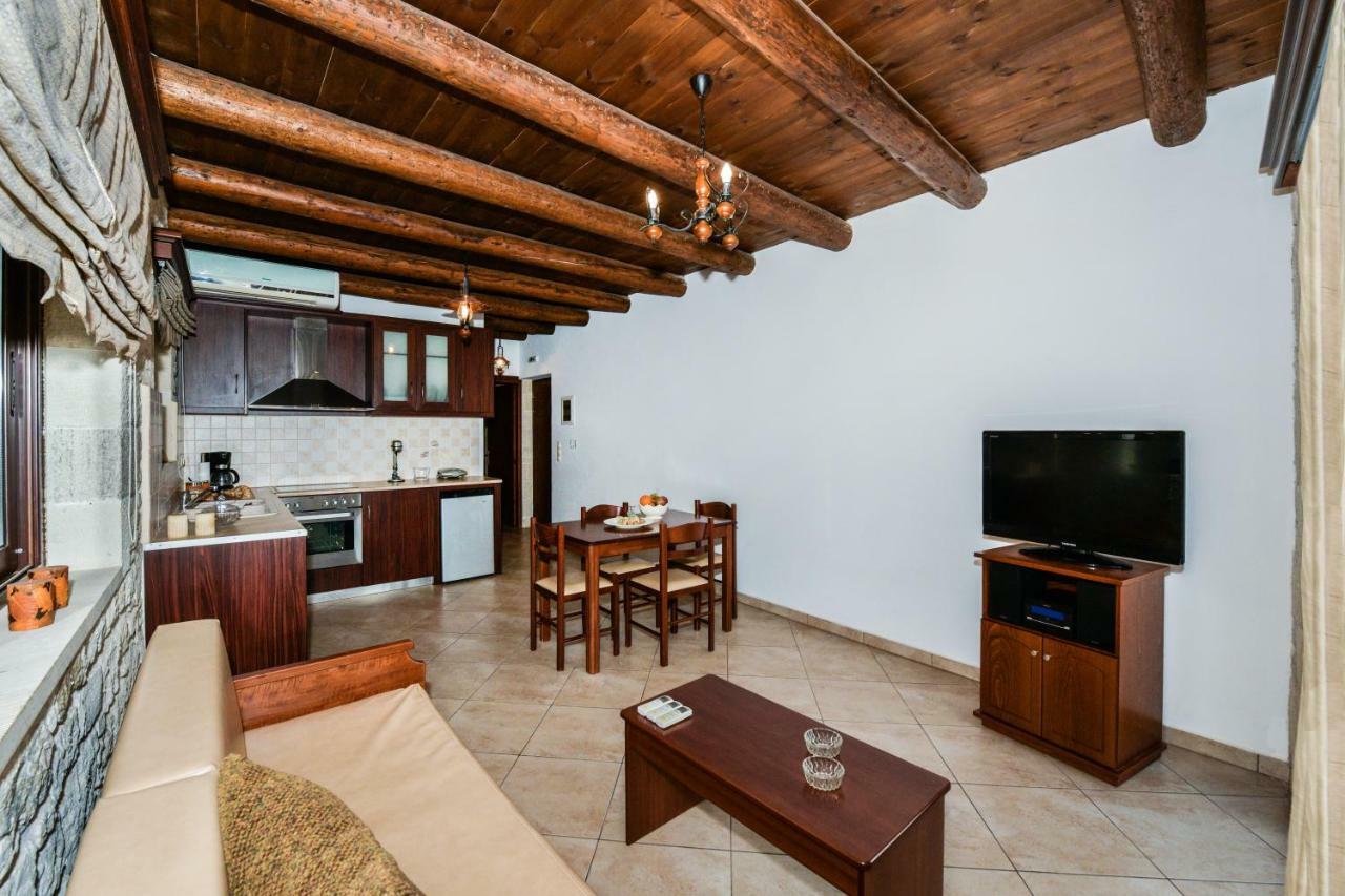 Ariadni Apartments Sfinarion Luaran gambar
