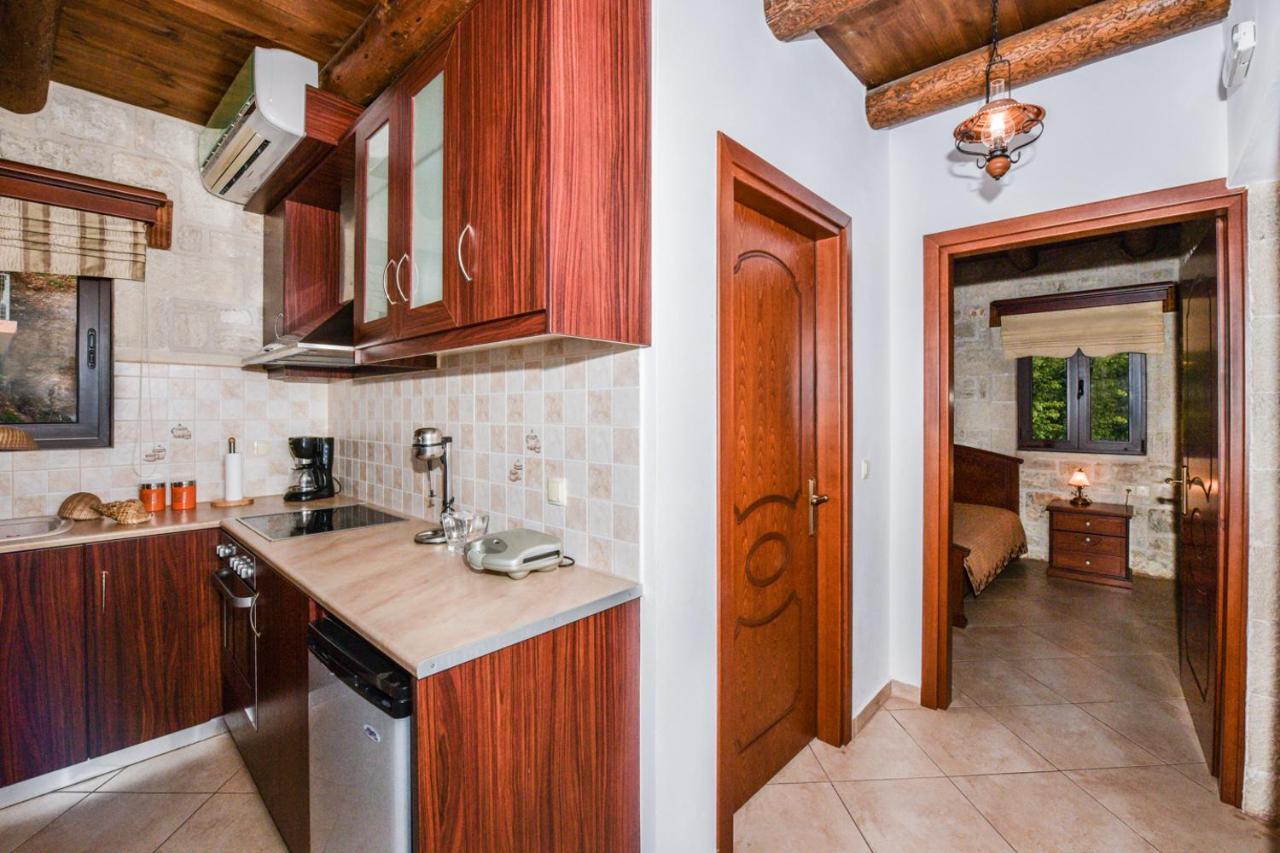 Ariadni Apartments Sfinarion Luaran gambar