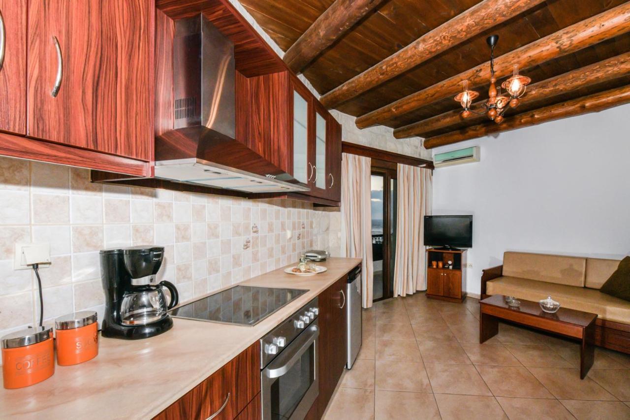 Ariadni Apartments Sfinarion Luaran gambar